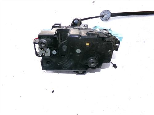 Used Rear right lock VW TOURAN (1T3) 1.6 TDI (105 hp) 28070120