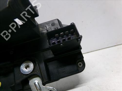 Tailgate lock OPEL VIVARO A Van (X83) 1.9 DI (F7) | BP24562012C101 