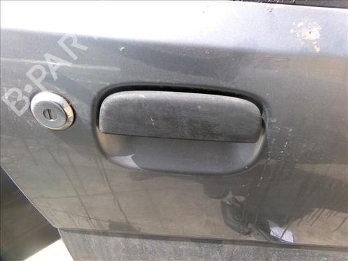 Høyre foran utvendig håndtak SUZUKI IGNIS II (MH) 1.3 DDiS (RM413D) (70 hp) 24566532