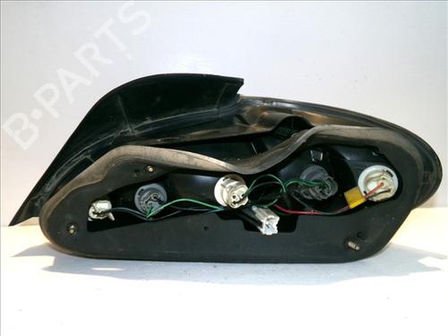 Left taillight HYUNDAI LANTRA II (J-2) 1.9 D | BP30062953C34