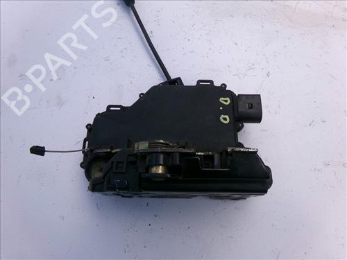 Used Front right lock VW BORA I (1J2) 1.9 TDI (101 hp) 25753245