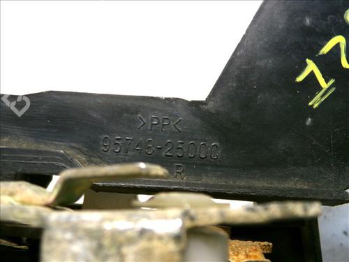 Front right lock HYUNDAI ACCENT II (LC) 1.5 CRDi | BP25348447C97 