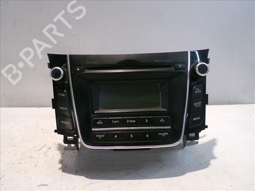 Used Radio HYUNDAI i30 Estate (GD) 1.6 CRDi (110 hp) 24561197