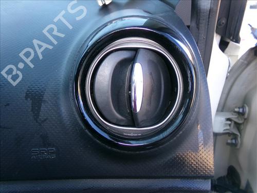 Luftventilen RENAULT CAPTUR I (J5_, H5_) 0.9 TCe 90 (90 hp) 31082336