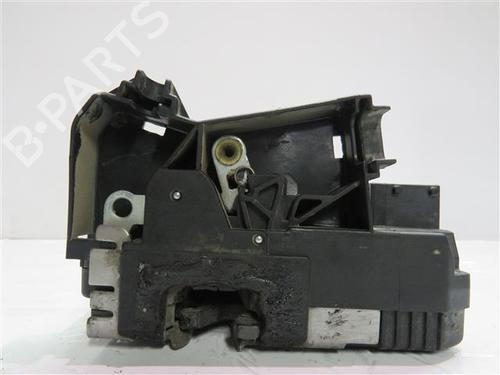 Fechadura frente direita OPEL CORSA C (X01) 1.7 DTI (F08, F68) (75 hp) 24556714