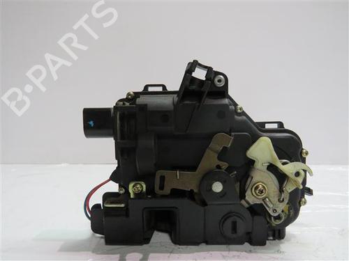Używane Zamek drzwi tylnych prawych VW BORA I (1J2) 1.9 SDI (68 hp) 24556383