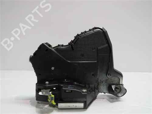 Used Front right lock TOYOTA AURIS (_E18_) 1.4 D-4D (NDE180_, NDE180R) (90 hp) 24556002