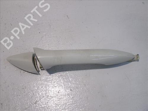 Used Rear right exterior door handle HYUNDAI i30 Estate (GD) 1.6 CRDi (110 hp) 24561186