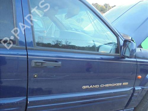 Used Right front door JEEP GRAND CHEROKEE I (ZJ, ZG) 4.0 i 4x4 (Z) (177 hp) 24563187