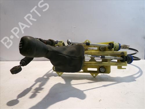 Used Gear lever VOLVO S40 II (544) 1.6 D (110 hp) 24563609