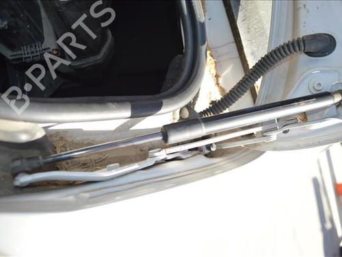 Used Tailgate lift support BMW 1 Coupe (E82) 120 d (177 hp) 24560027