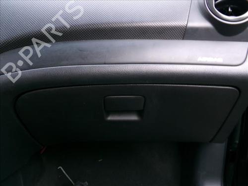 Used Glove box CHEVROLET AVEO / KALOS Hatchback (T250, T255) 1.2 (84 hp) 26204409