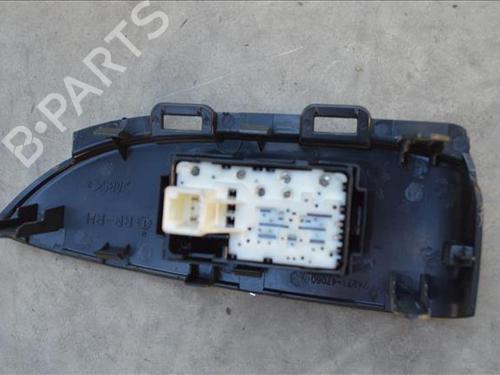 Used Left rear window switch TOYOTA PRIUS (_W3_) 1.8 Hybrid (ZVW30) (136 hp) 24562651