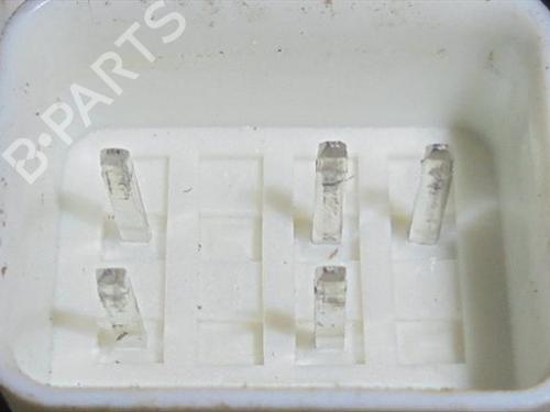 Front left lock FORD FOCUS I Saloon (DFW) 1.8 Turbo DI / TDDi | BP24563927C98 
