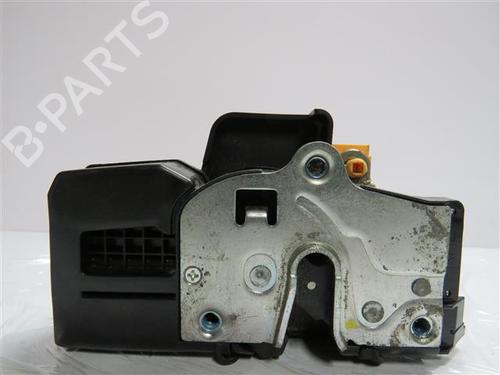 Front right lock OPEL ANTARA A (L07) 2.0 CDTI | BP24556139C97 