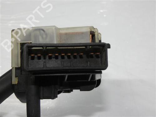 Commodo Essuie Glace / Phare HYUNDAI GETZ (TB) 1.5 CRDi (88 hp) 24561441