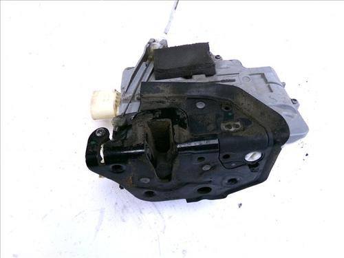 Højre fortil lås AUDI A3 (8P1) 1.9 TDI (105 hp) 26729785