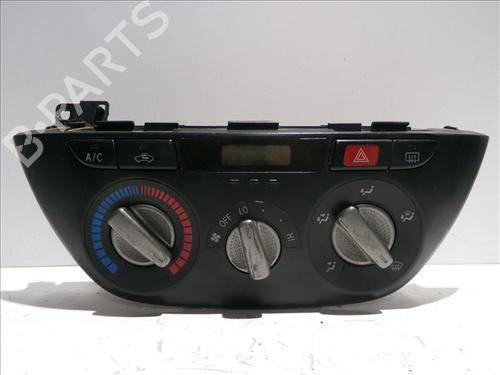 Comando chauffage TOYOTA RAV 4 II (_A2_) 2.0 4WD (ACA21, ACA20) (150 hp) 24559071
