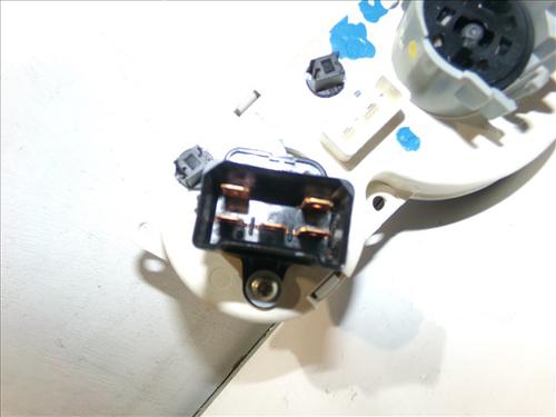 AC Styreenhet / Manøvreringsenhet FORD FOCUS I (DAW, DBW) 1.6 16V | BP30660365I5