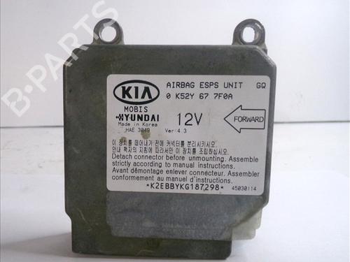 Airbag styreenhed KIA CARNIVAL I (UP) 2.9 TDi (126 hp) 24569505