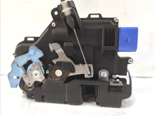 Used Front left lock VW GOLF PLUS V (5M1, 521) 1.4 16V (80 hp) 24557547