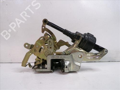 Used Rear left lock MERCEDES-BENZ E-CLASS (W210) E 300 Turbo-D (210.025) (177 hp) 24565114