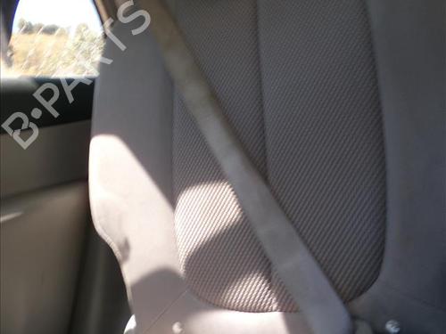 Used Rear right seatbelt KIA CARENS III MPV (UN) 2.0 CRDi 140 (140 hp) 24566192