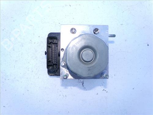 Used ABS pump RENAULT CAPTUR I (J5_, H5_) 0.9 TCe 90 (90 hp) 31082335