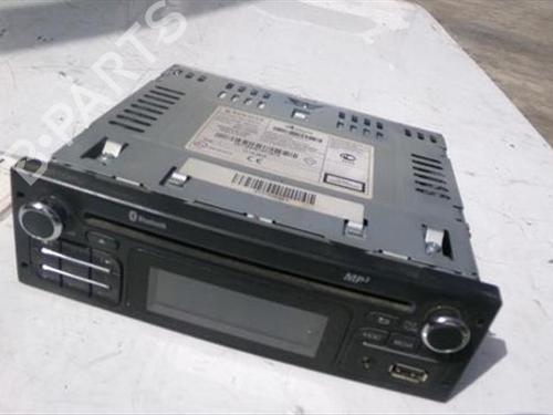 Used Radio OPEL VIVARO A Van (X83) 2.5 CDTI (F7) (114 hp) 24565457