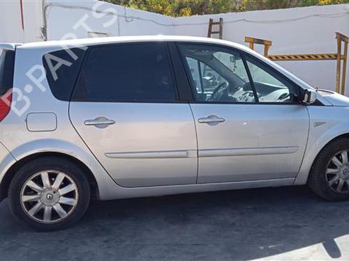 Third brake light RENAULT SCÉNIC II (JM0/1_) 1.5 dCi (JM1E, JM16) | BP24563425L11