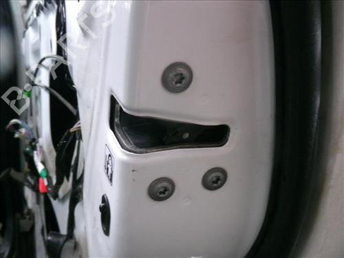 Used Rear right lock TOYOTA AURIS Estate (_E18_) 2.0 D-4D (ADE186_) (124 hp) 25301930