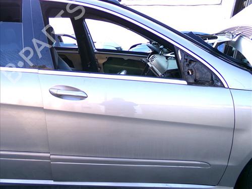 Used Right front door MERCEDES-BENZ R-CLASS (W251, V251) R 320 CDI 4-matic (251.022, 251.122) (224 hp) 29520471