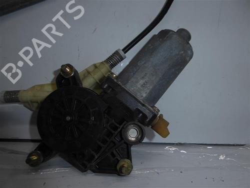 Lève-vitre arrière droit TOYOTA AVENSIS (_T22_) 1.6 i (AT220_, AT220R) (101 hp) 24556661