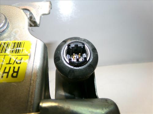 Front right seatbelt KIA CARENS III MPV (UN) 2.0 CRDi 140 | BP24566190I25 