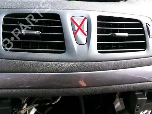 Used Air vent RENAULT MEGANE III Hatchback (BZ0/1_, B3_) 1.2 TCe (BZ2B, BZ11) (116 hp) 29052286