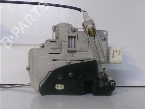 Front left lock AUDI A4 B7 (8EC) 2.0 TDI | BP24562259C98 