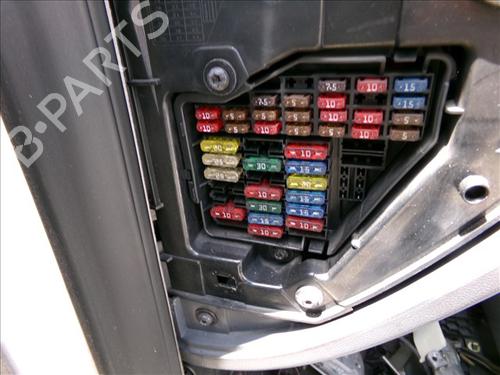 Used Fuse box SEAT LEON (1M1) 1.9 TDI (110 hp) 27444194
