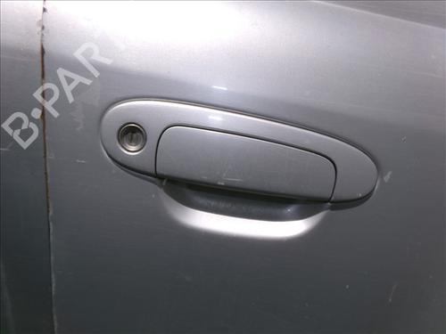 Poignée extérieure avant droite TOYOTA YARIS (_P1_) 1.4 D-4D (NLP10_, NLP10R) (75 hp) 28451503