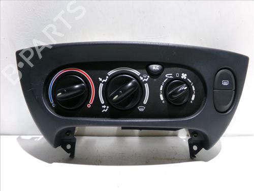 Used Climate control RENAULT MEGANE I Coach (DA0/1_) 1.6 e (DA0F) (90 hp) 26926134