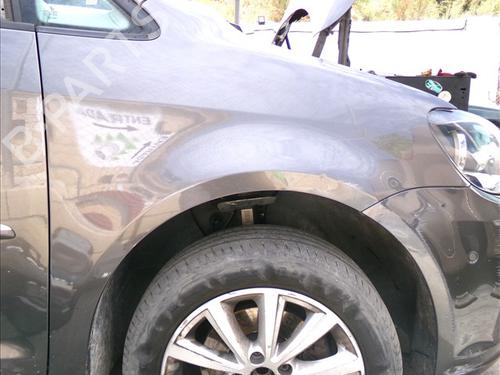 Used Right front fenders VW TOURAN (1T3) 1.6 TDI (105 hp) 28070100