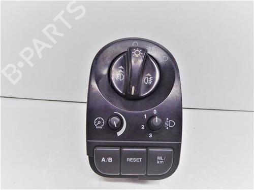 Commande de phare JAGUAR X-TYPE I (X400) 2.1 V6 (156 hp) 24556239