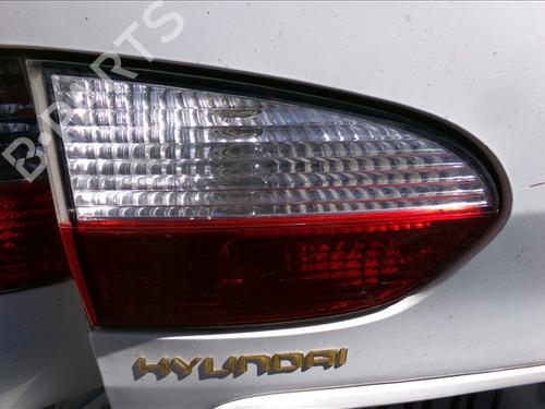 Venstre baglygte bagklap HYUNDAI H-1 Van (A1) 2.5 CRDi (140 hp) 28838435