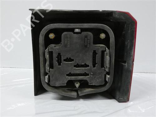 Fanale posteriore sinistro VW TRANSPORTER T4 Bus (70B, 70C, 7DB, 7DK, 70J, 70K, 7DC, 7DJ) 1.9 D (60 hp) 24569375