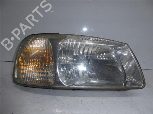 Højre forlygte HYUNDAI ACCENT II (LC) 1.5 (90 hp) 24555883