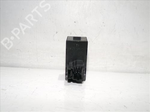 Right front window switch PEUGEOT 407 (6D_) 2.0 HDi 135 (6DRHRH, 6DRHRE, 6DRHRG, 6DRHRJ) | BP26203959I26 