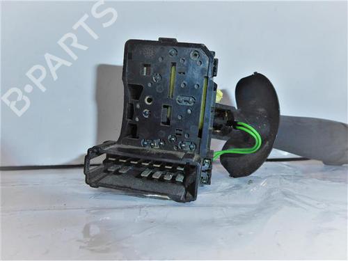 Used Steering column stalk RENAULT LAGUNA I (B56_, 556_) 1.9 dTi (B56J) (98 hp) 24569074