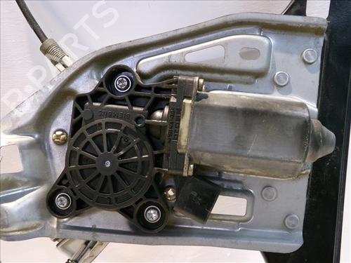 Front right window mechanism MERCEDES-BENZ C-CLASS (W203) C 200 Kompressor (203.045) | BP30156957C23
