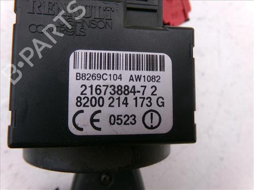 Module électronique RENAULT CLIO III (BR0/1, CR0/1) 1.2 16V (BR02, BR0J, BR11, CR02, CR0J, CR11) (75 hp) 30908383