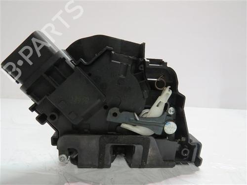 Used Front right lock FORD FOCUS I Saloon (DFW) 1.8 Turbo DI / TDDi (90 hp) 24555911
