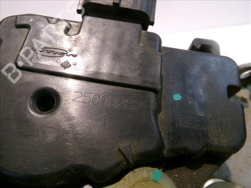 Rear left lock CHRYSLER GRAND VOYAGER V (RT) 2.8 CRD | BP24559599C100